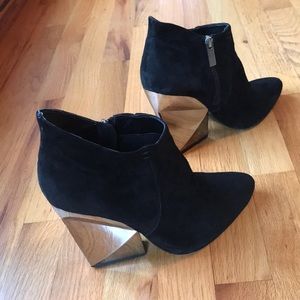 Dolce Vita Black Suede Geometric Silver Heel Wedge Booties, 8.5